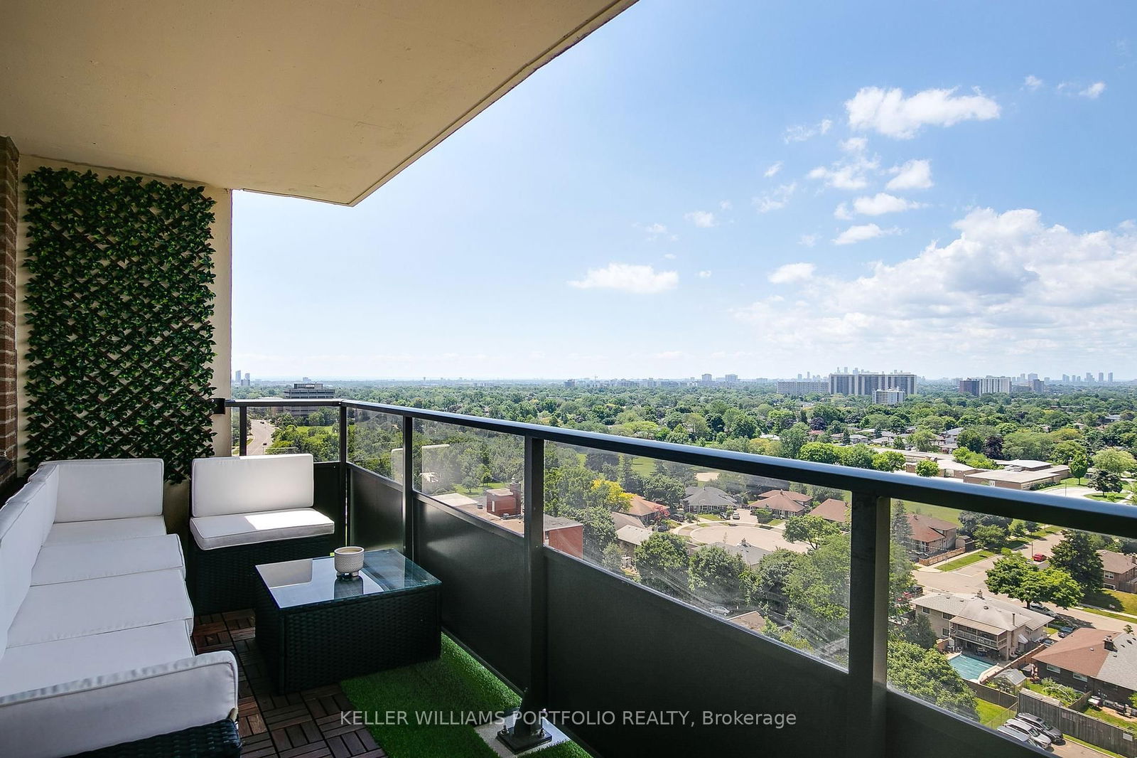 511 The West Mall, unit 1712 for sale