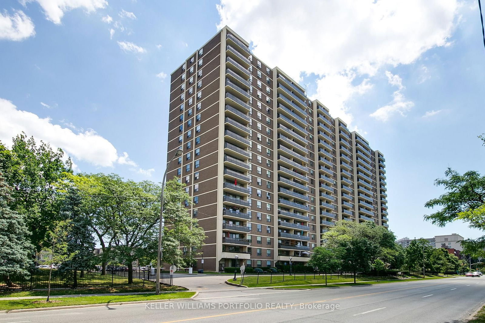 511 The West Mall Condos, Etobicoke, Toronto