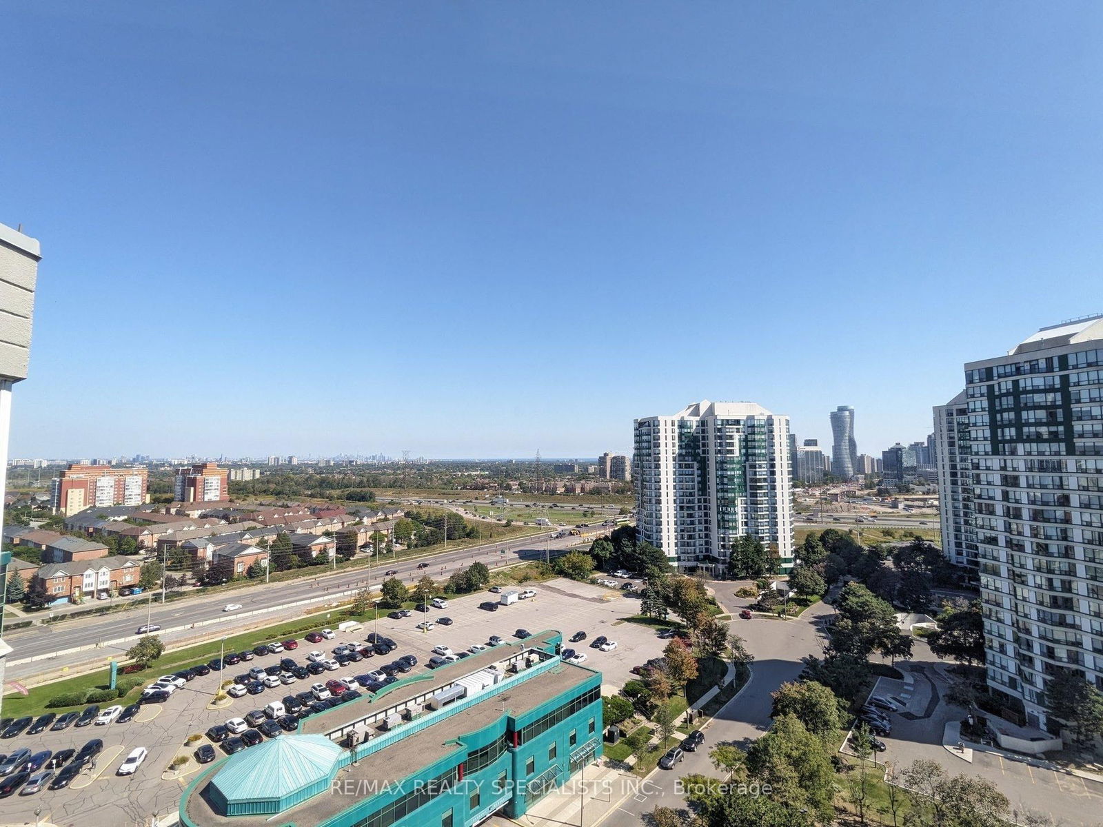 50 Kingsbridge Garden Circ, unit 1807 for sale