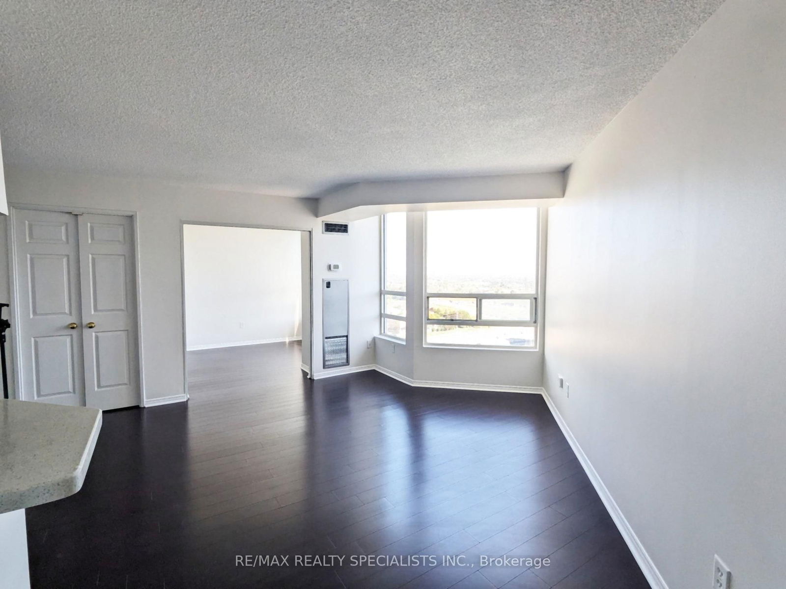 50 Kingsbridge Garden Circ, unit 1807 for sale