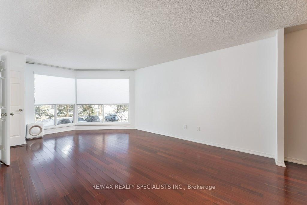 1700 The Collegeway, unit 208 for sale