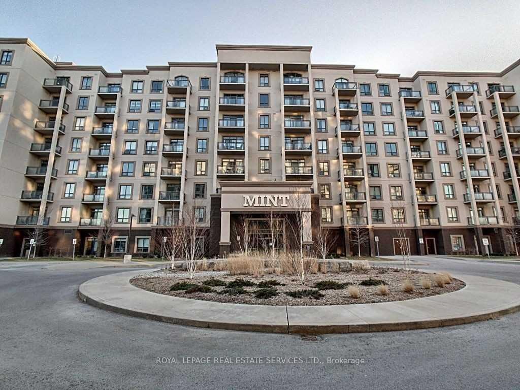 2490 Old Bronte Rd, unit 411 for rent