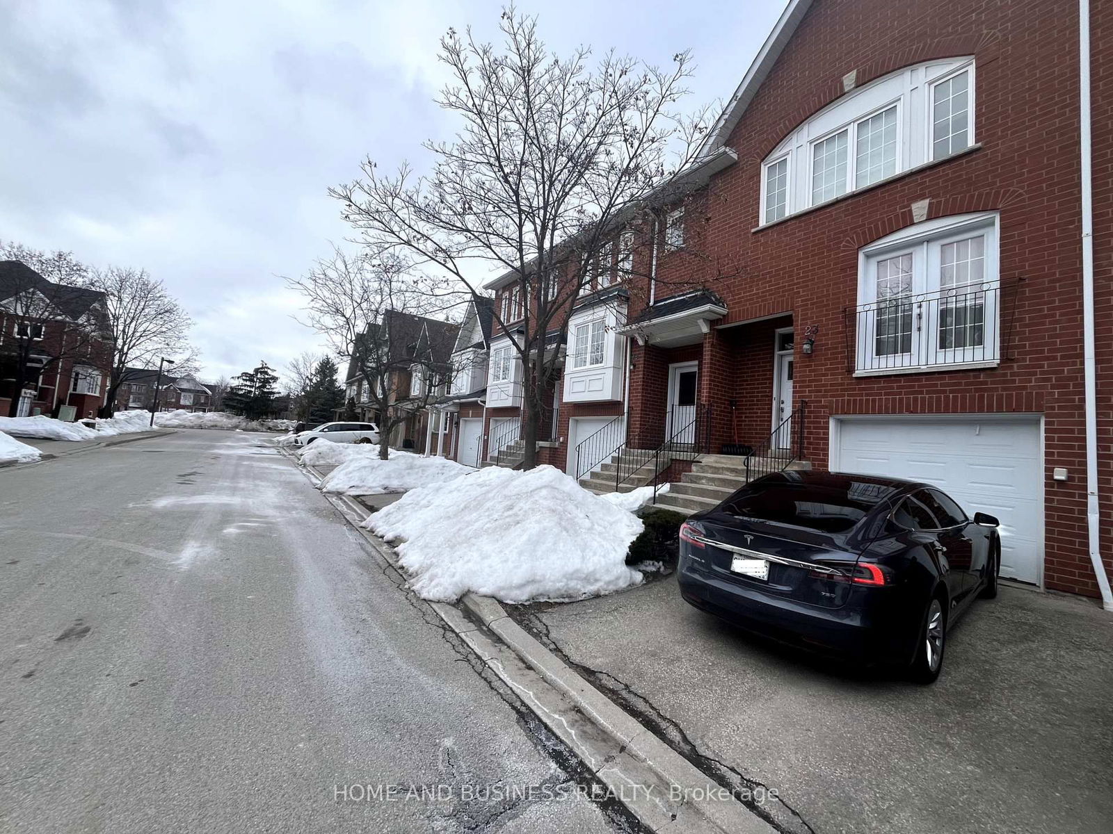 1588 South Parade Townhomes, Mississauga, Toronto