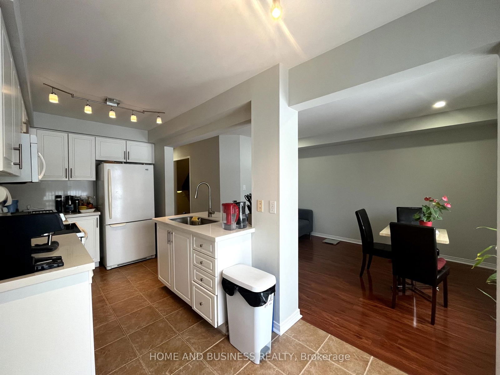 1588 South Parade Crt, unit 23 for sale