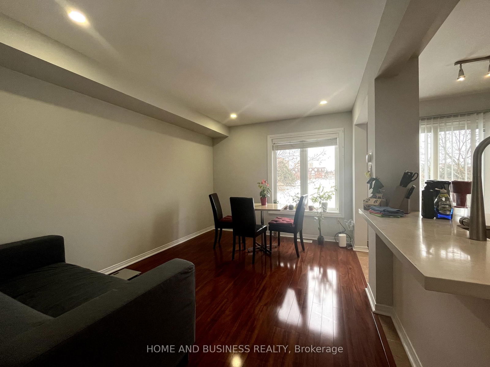 1588 South Parade Crt, unit 23 for sale