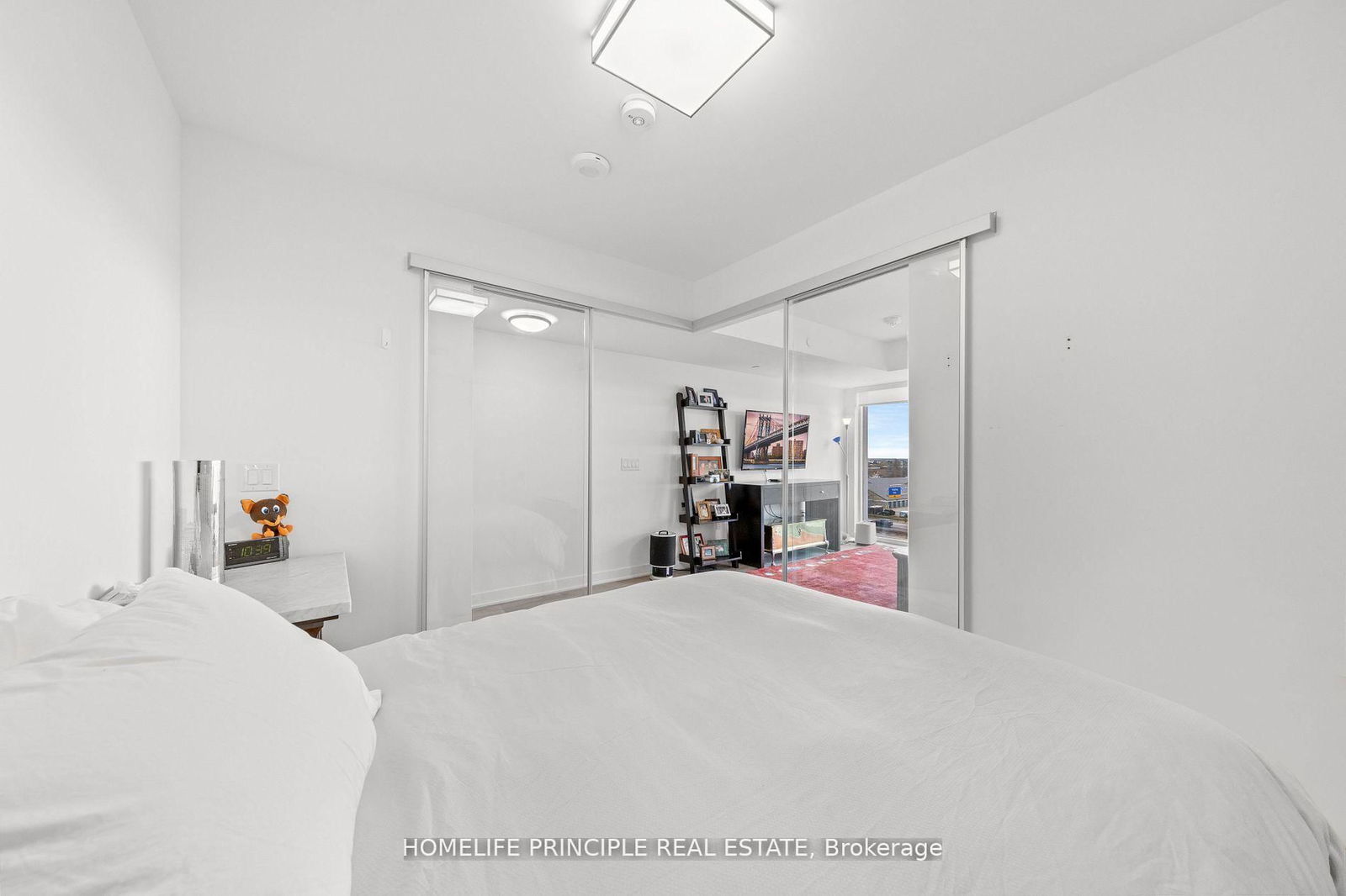 36 Zorra St, unit 530 for rent