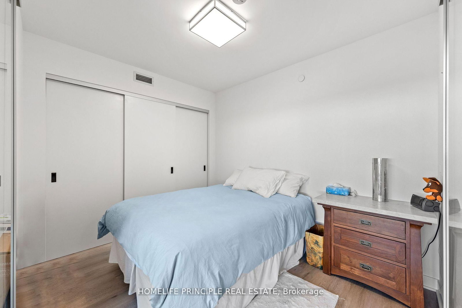 36 Zorra St, unit 530 for rent