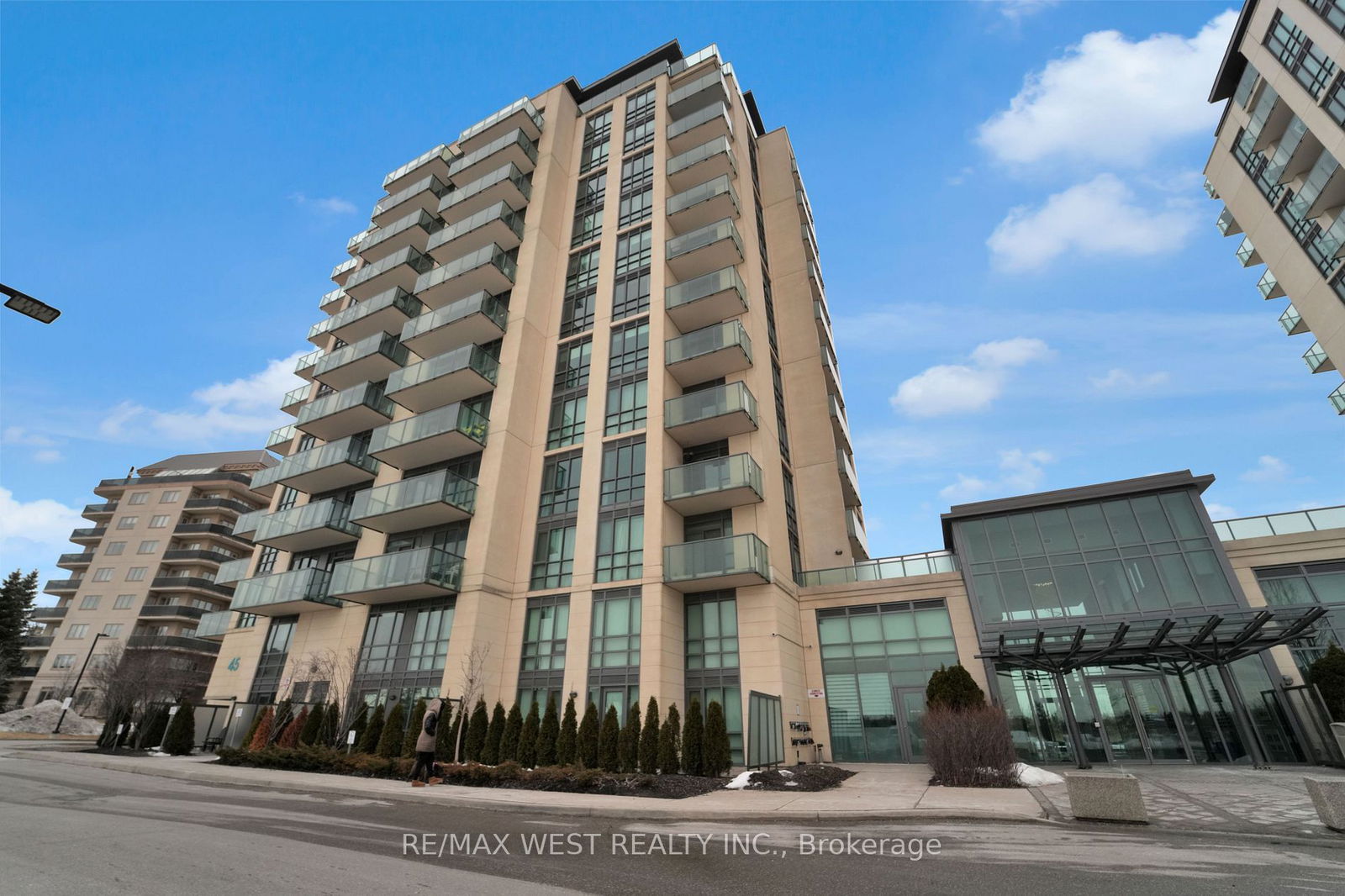 45 Yorkland Blvd, unit 903 for sale