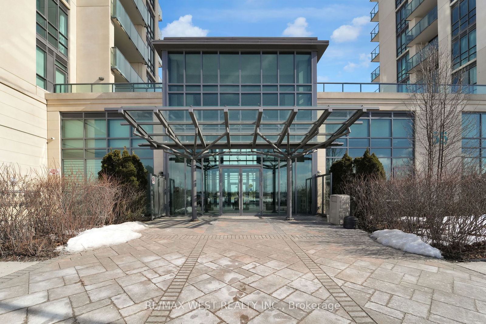 The Clarington Condos, Brampton, Toronto