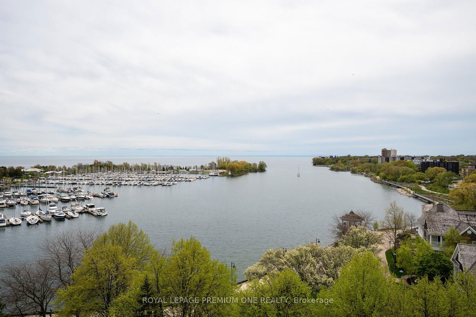 2269 Lake Shore Blvd W Blvd, unit 1104 for sale