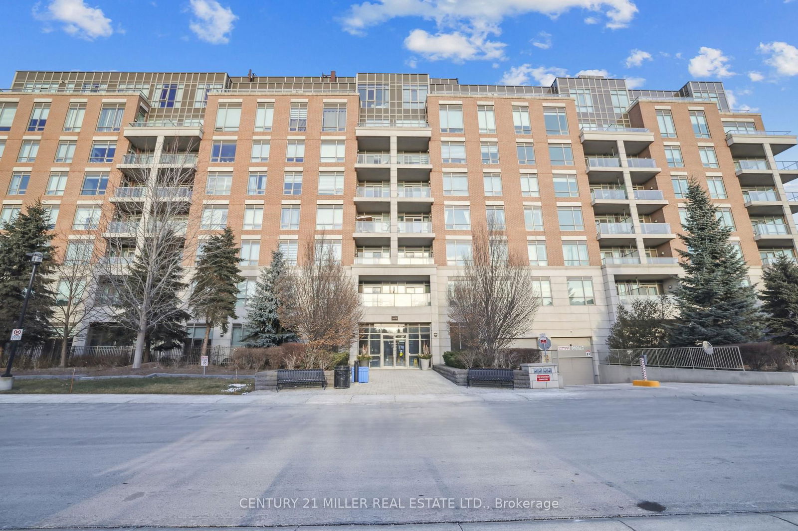 2470 Prince Michael Dr, unit 213 for sale