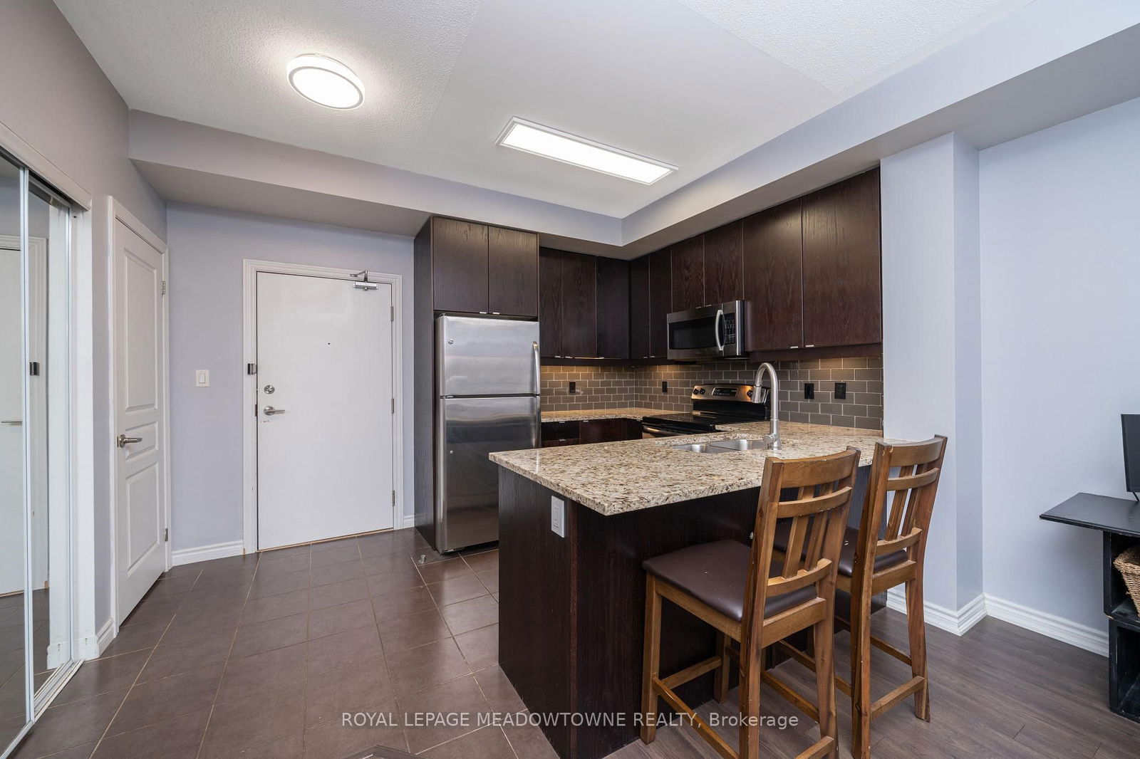 570 Lolita Gdns, unit 125 for sale