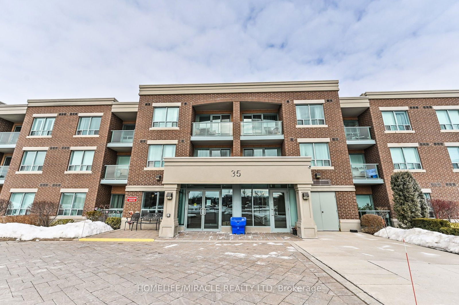 35 Via Rosedale Way, unit 308 for sale