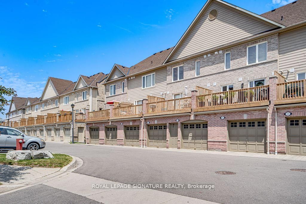 Winston Churchill & Eglinton Avenue Townhomes, Mississauga, Toronto