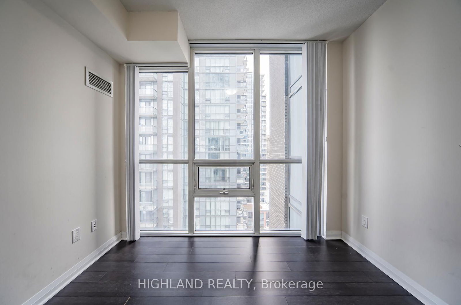 5033 Four Springs Ave, unit 1319 for sale