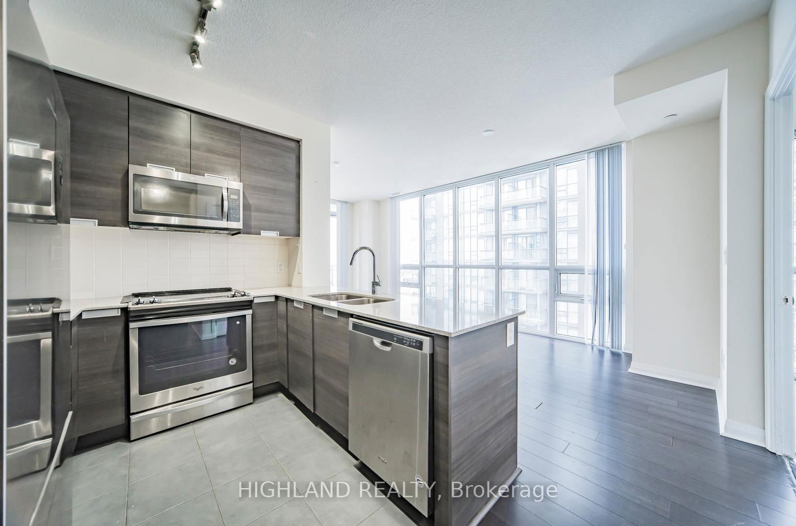 5033 Four Springs Ave, unit 1319 for sale