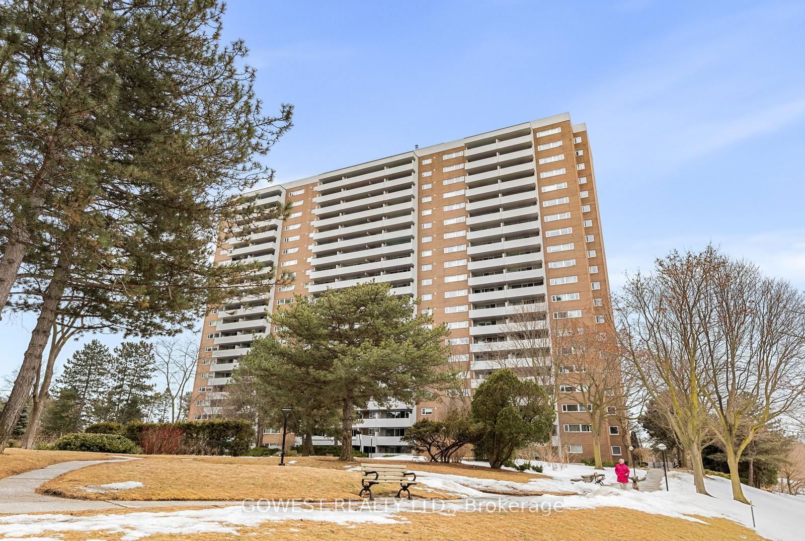 240 Scarlett Rd, unit 1806 for sale