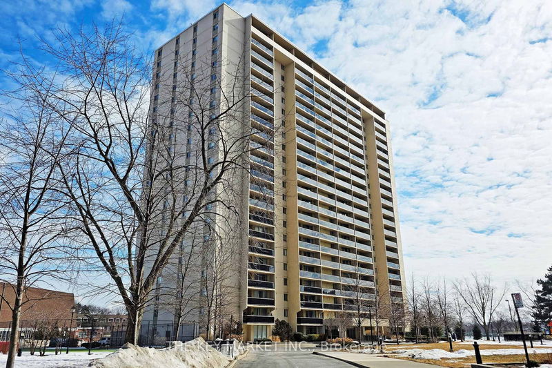 812 Burnhamthorpe Rd, unit 706 for sale