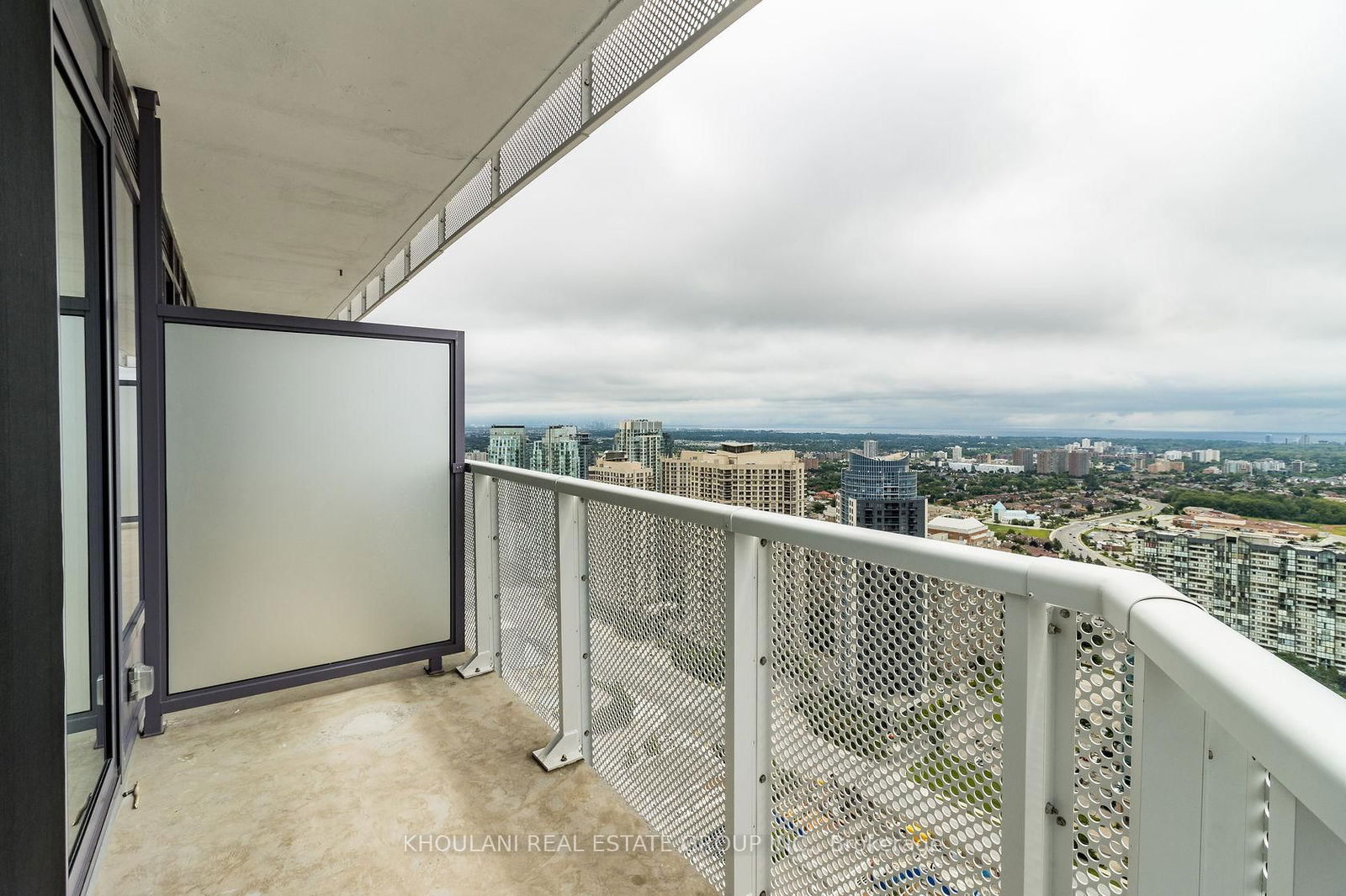 4065 Confederation Pkwy, unit 3910 for rent