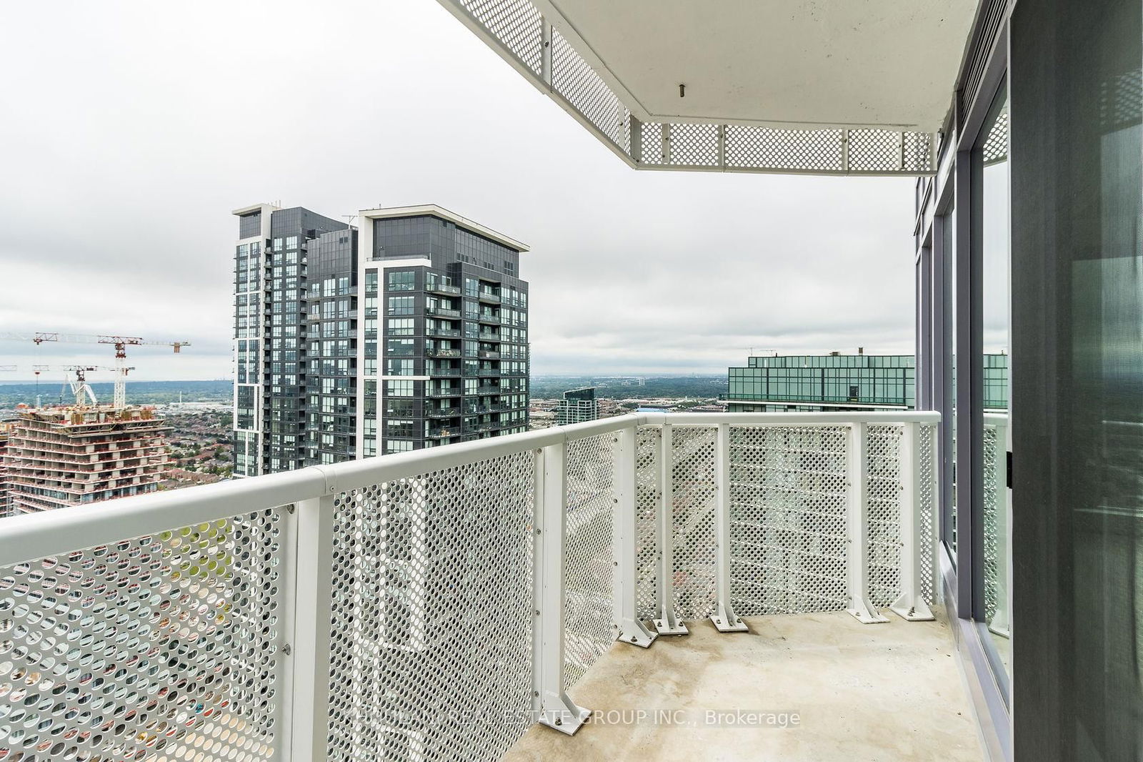 4065 Confederation Pkwy, unit 3910 for rent