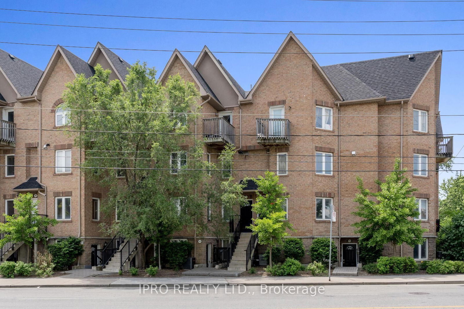 1530 Weston Road Townhomes, York Crosstown, Toronto