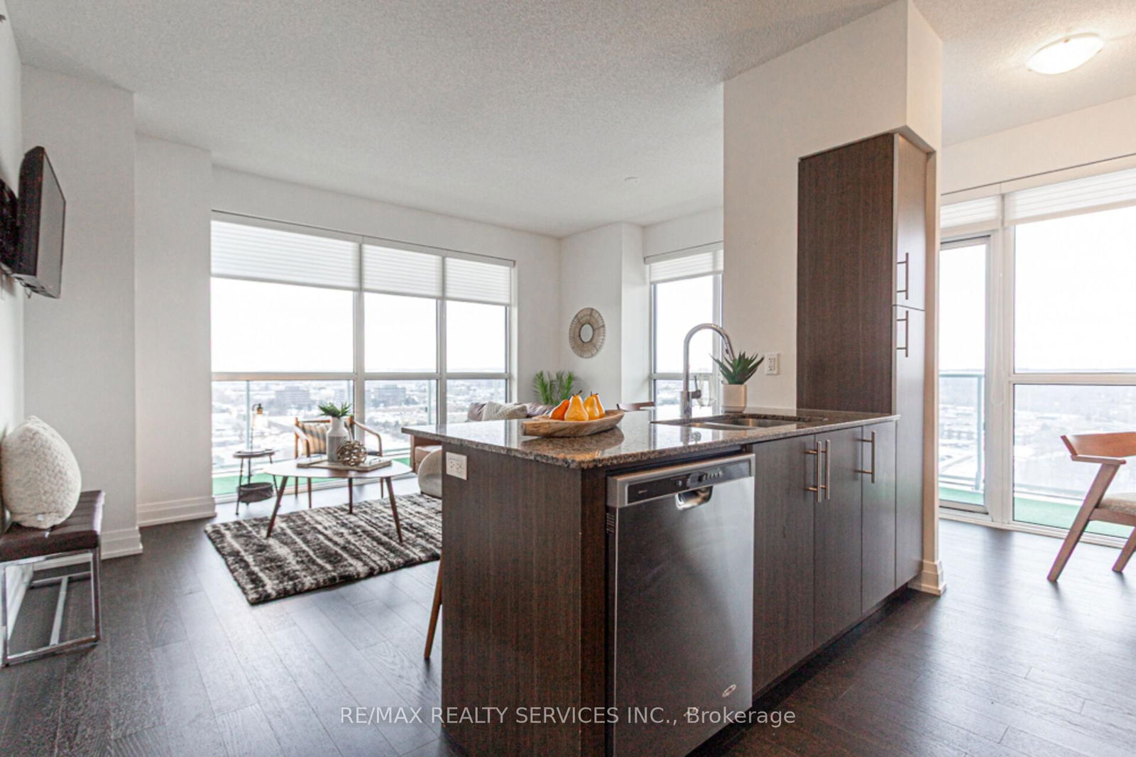 65 Speers Rd, unit 1911 for sale