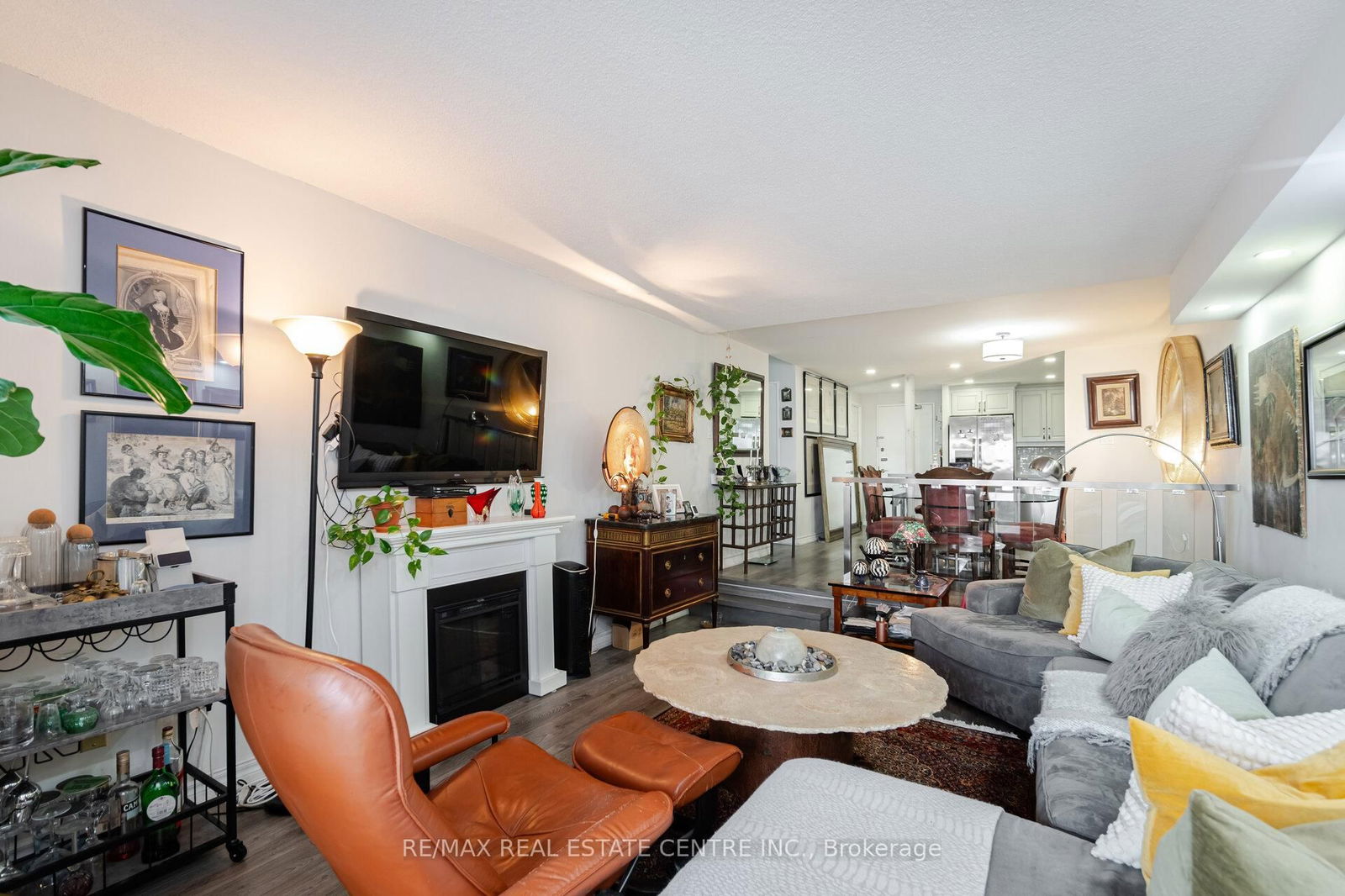 1359 White Oaks Blvd, unit 706 for sale