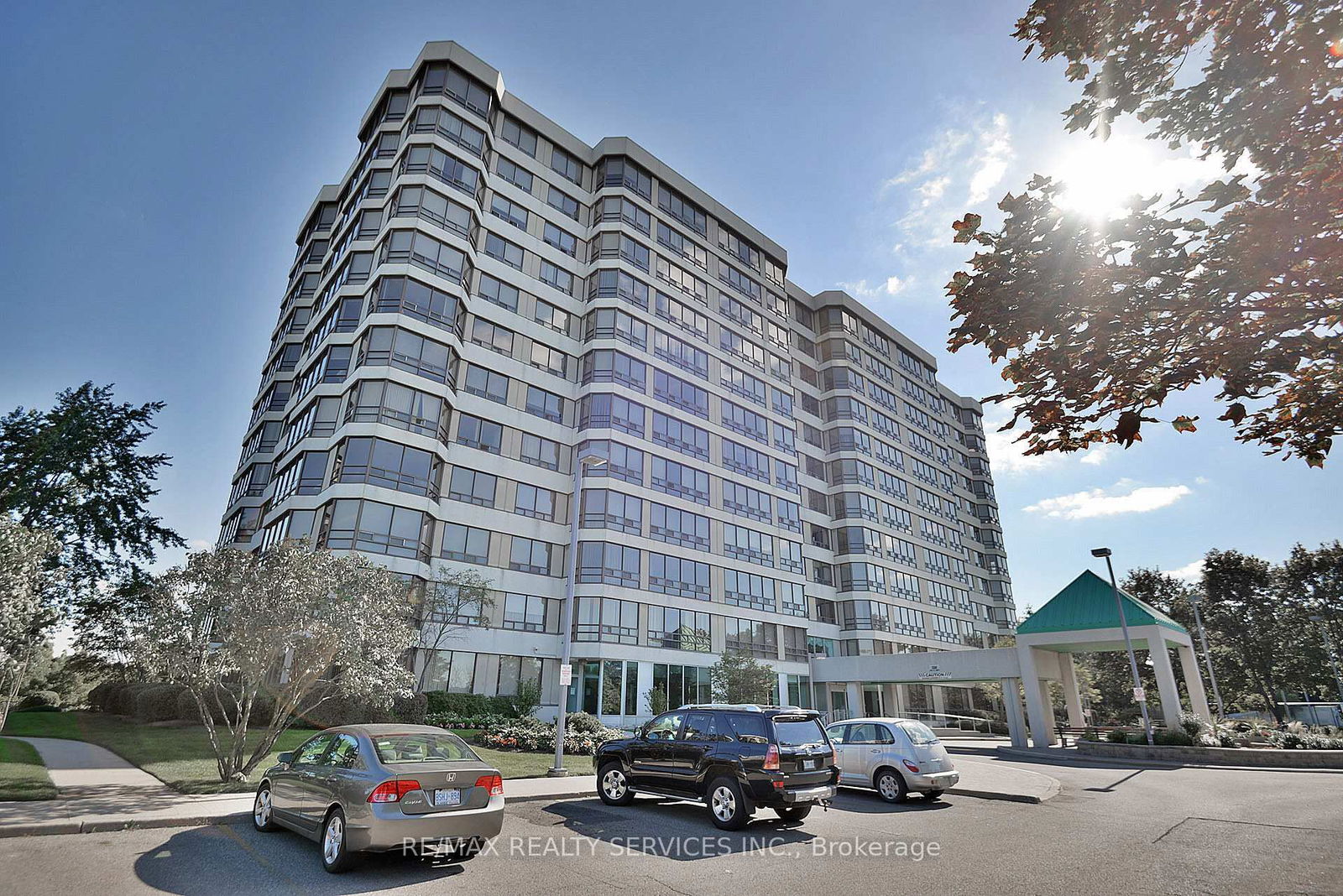 330 Mill St S, unit 402 for sale