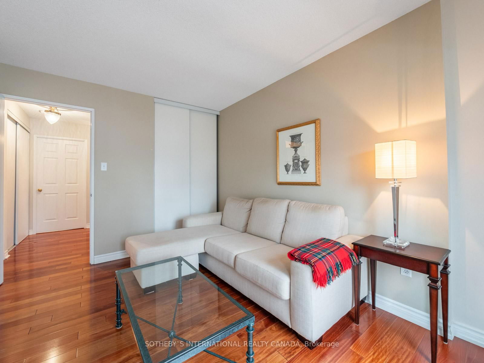 101 Subway Cres, unit 311 for sale