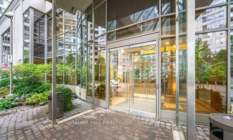 3880 Duke Of York Blvd, unit 318 for sale