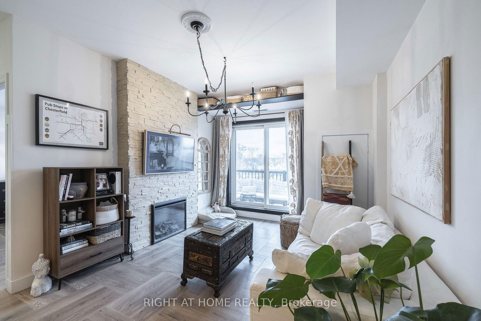 73 Washington Ave, unit 301 for sale