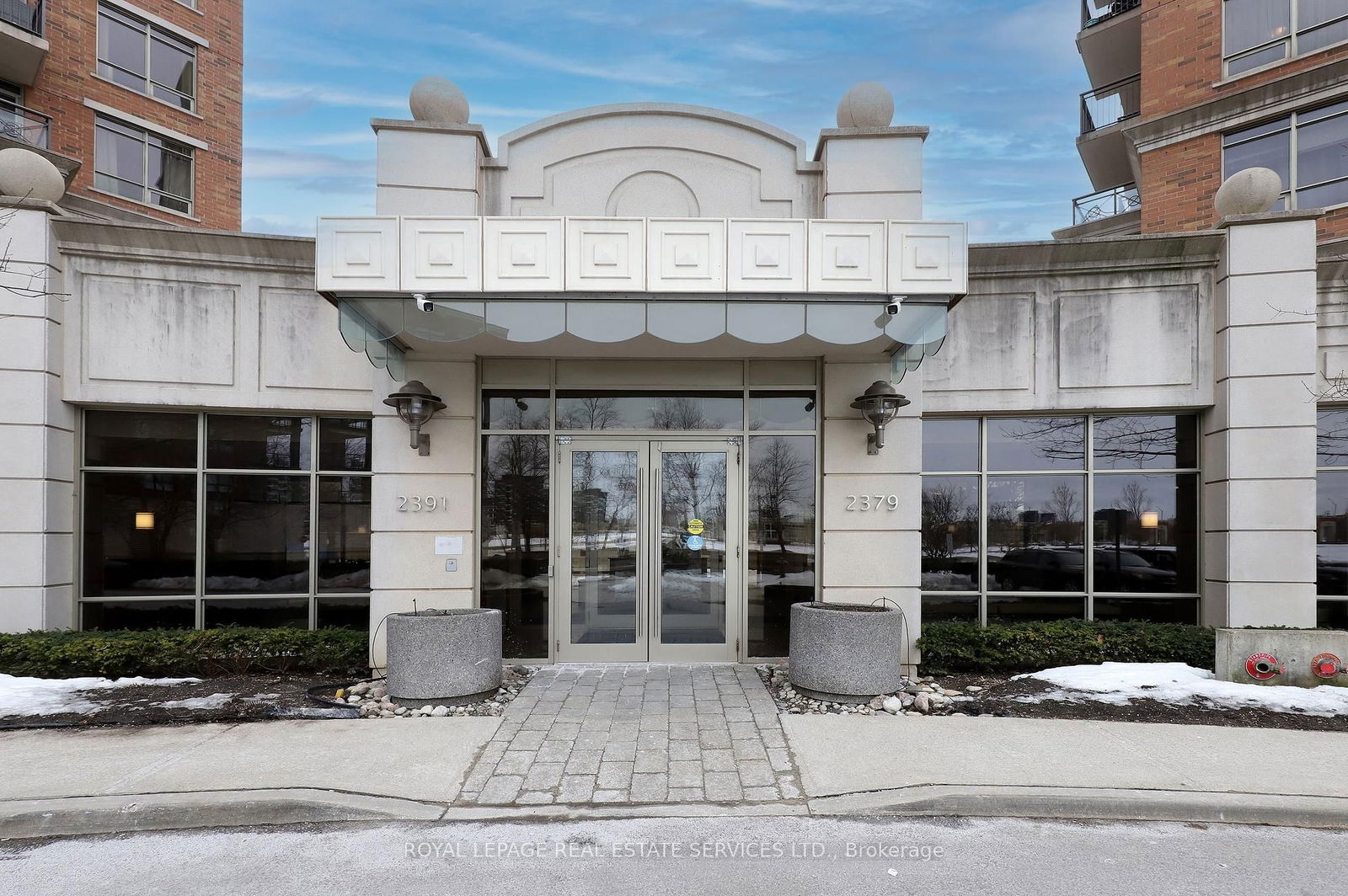 The Courtyard Residences, Oakville, Toronto