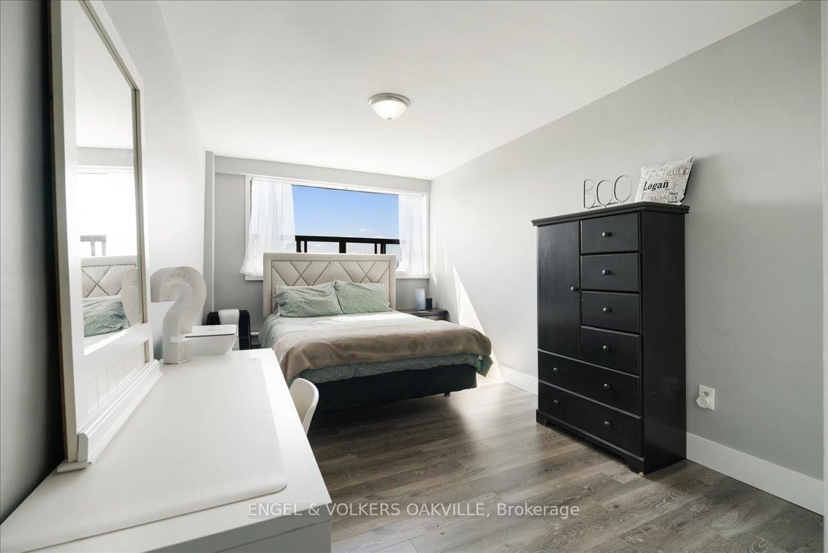 188 Mill St S, unit 403 for sale