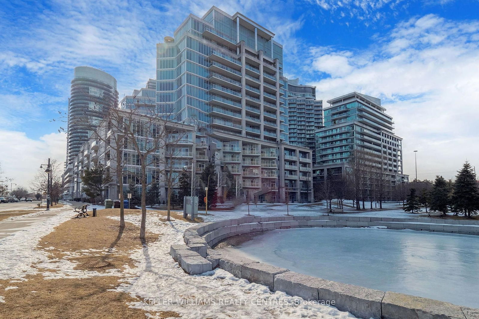 Explorer At Waterview Condos, Etobicoke, Toronto