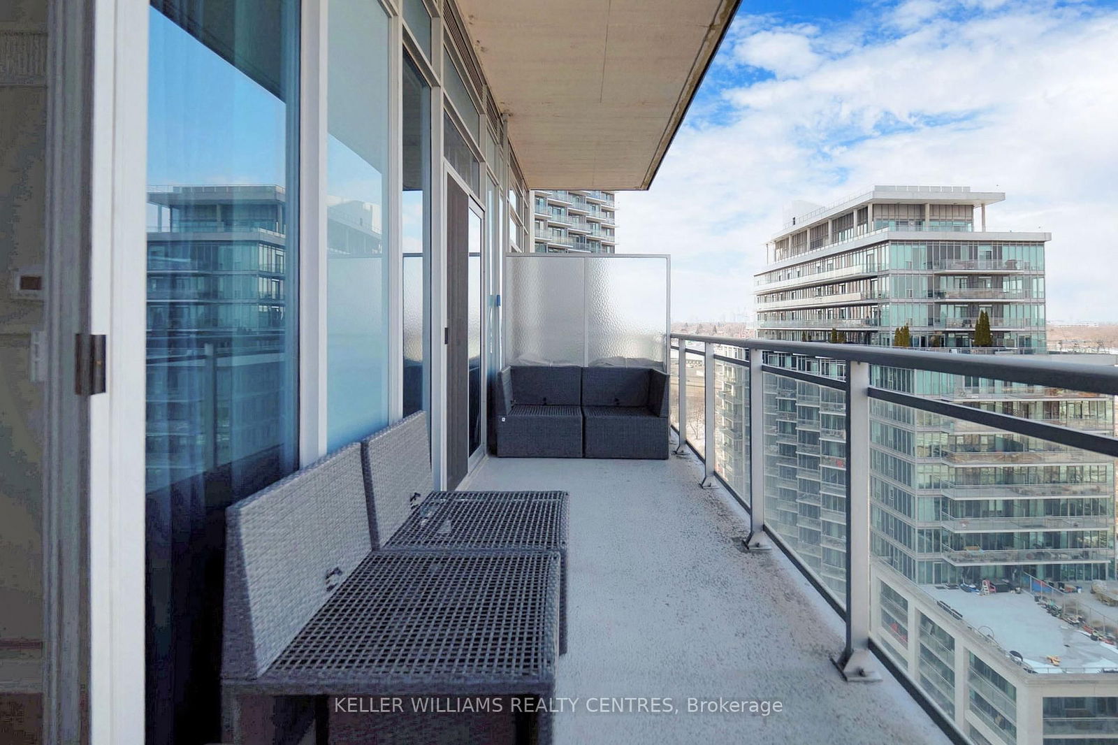 Explorer At Waterview Condos, Etobicoke, Toronto