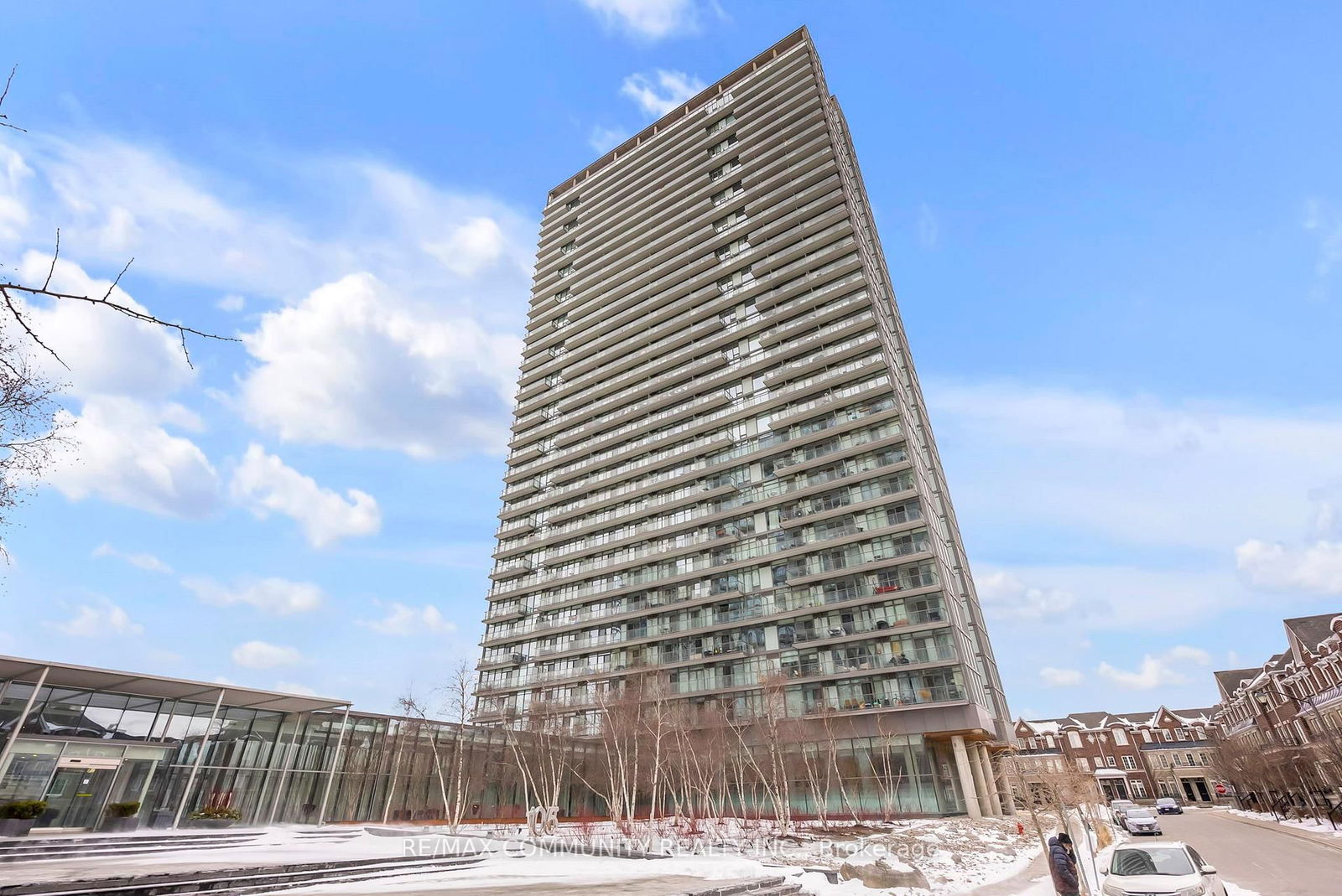 105 The Queensway, unit 1516 for sale