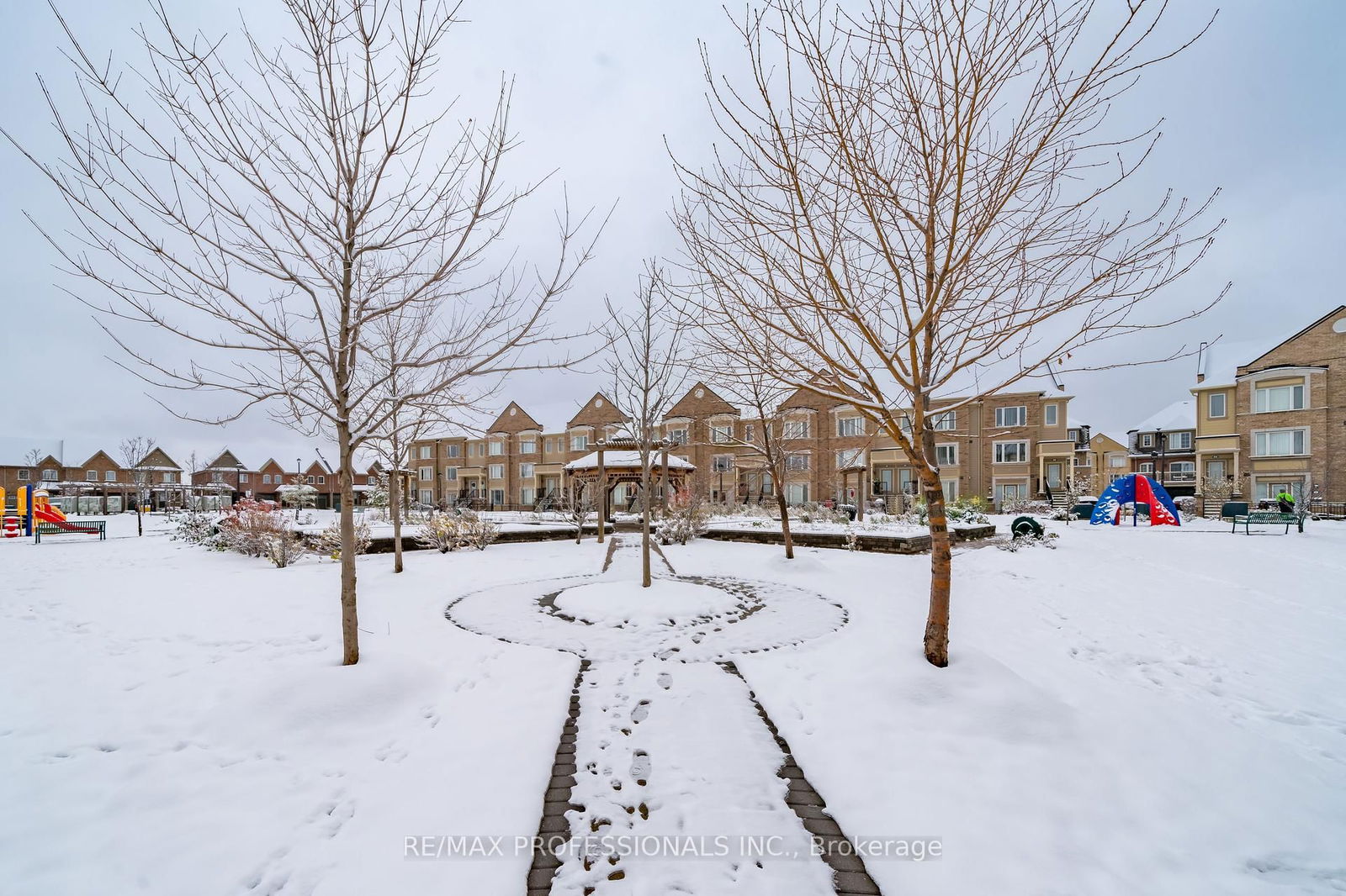 Encore Townhomes, Mississauga, Toronto