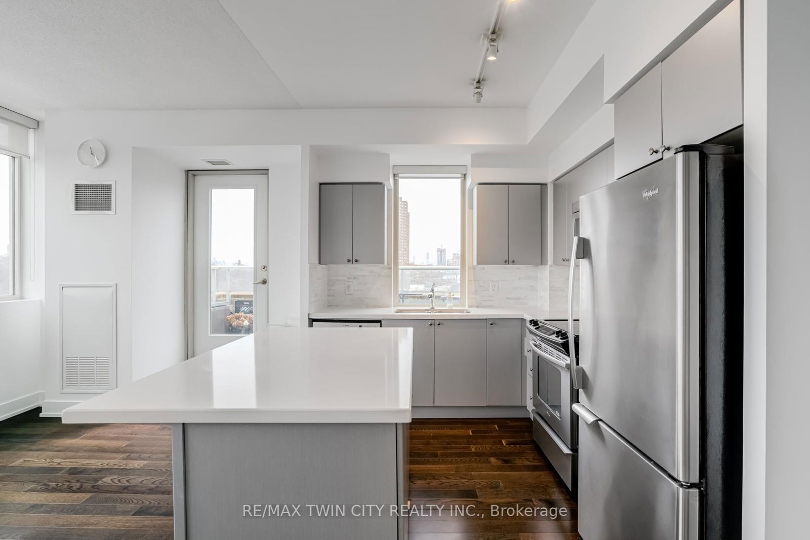 1638 Bloor St W, unit 709 for sale