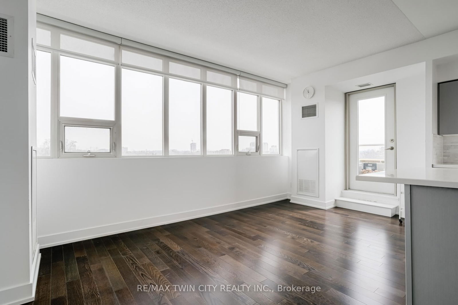 1638 Bloor St W, unit 709 for sale