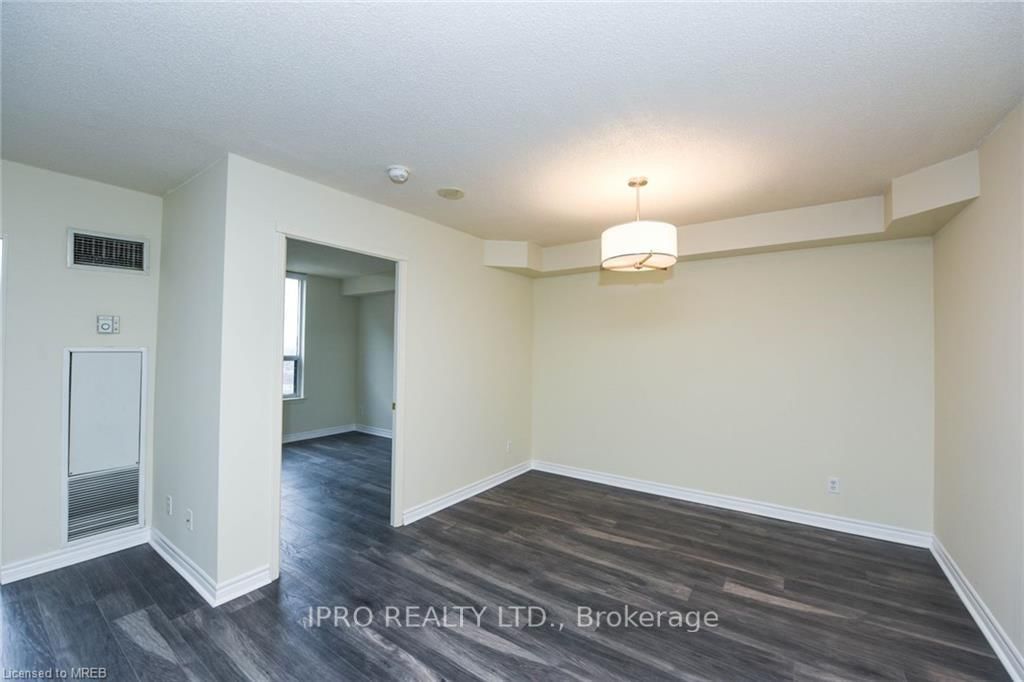 135 Hillcrest Ave, unit 1706 for rent