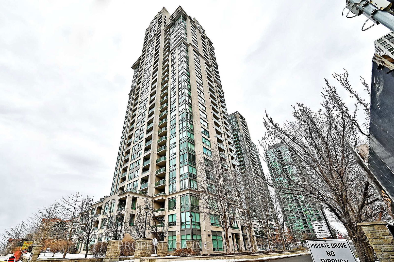 3504 Hurontario St, unit 301 for sale