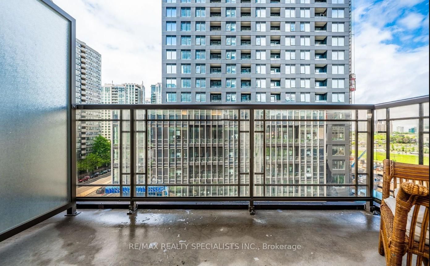 385 Prince of Wales Dr, unit 701 for rent