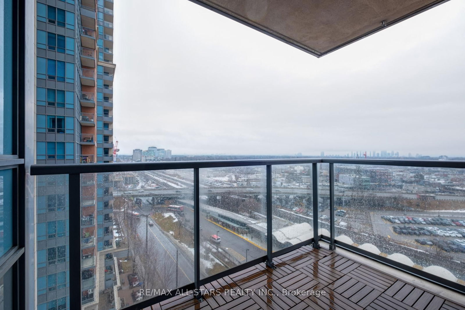 Nuvo at Essex I Condos, Etobicoke, Toronto