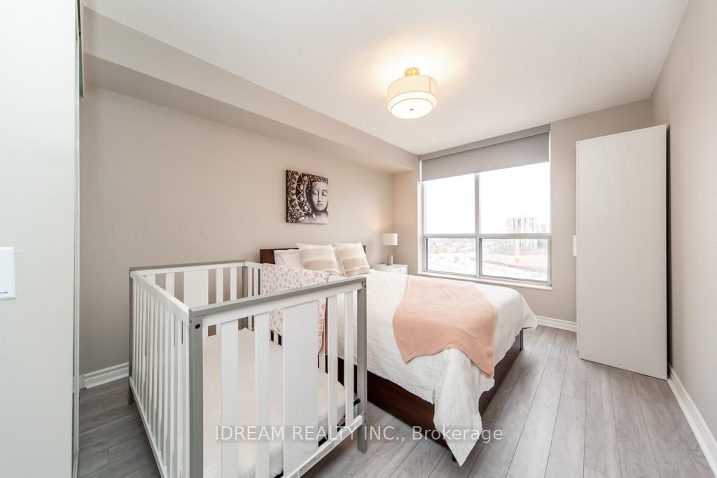 5229 Dundas St W, unit 907 for sale