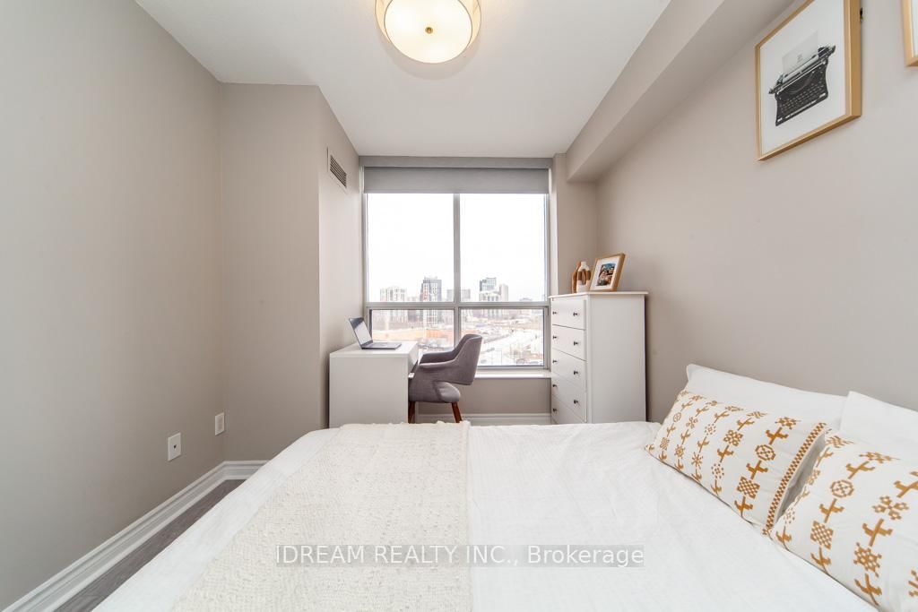 5229 Dundas St W, unit 907 for sale