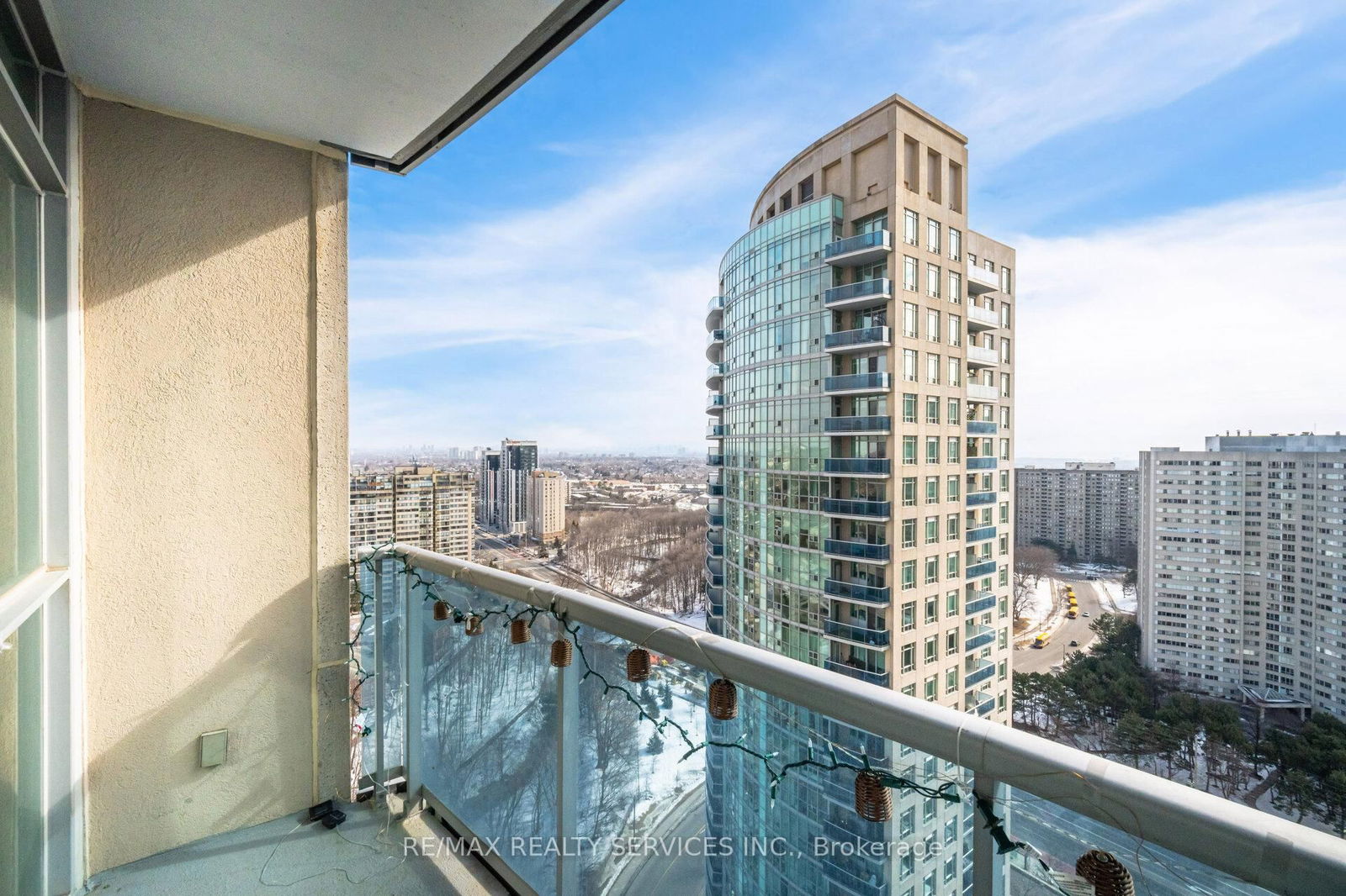 80 Absolute Ave S, unit 2204 for rent