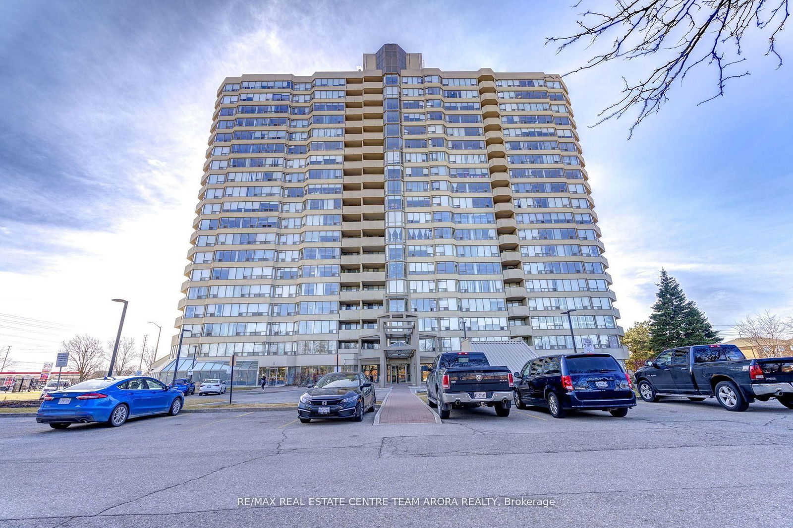 700 Constellation Dr, unit 607 for sale