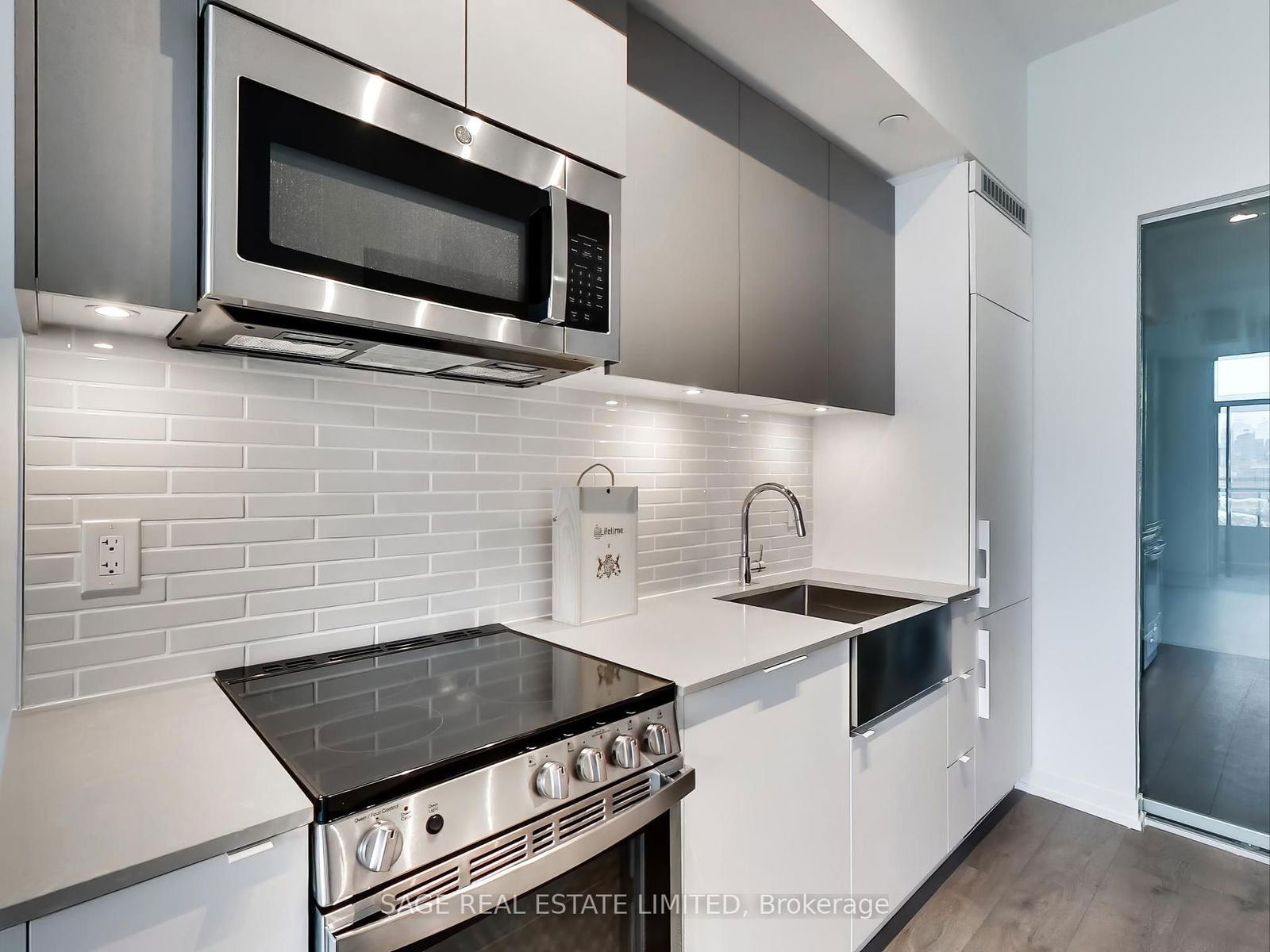 270 Dufferin St, unit 924 for rent