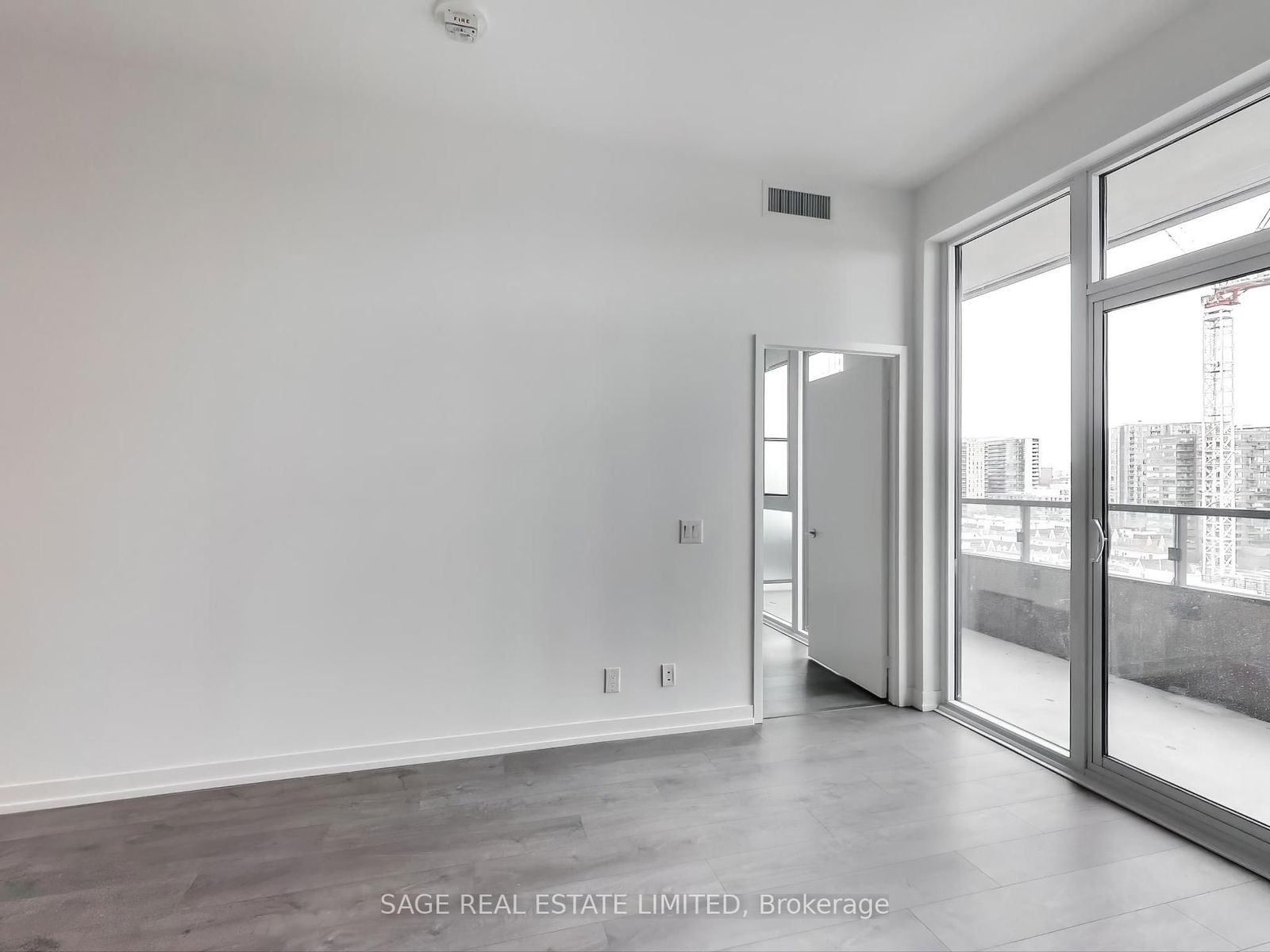 270 Dufferin St, unit 924 for rent