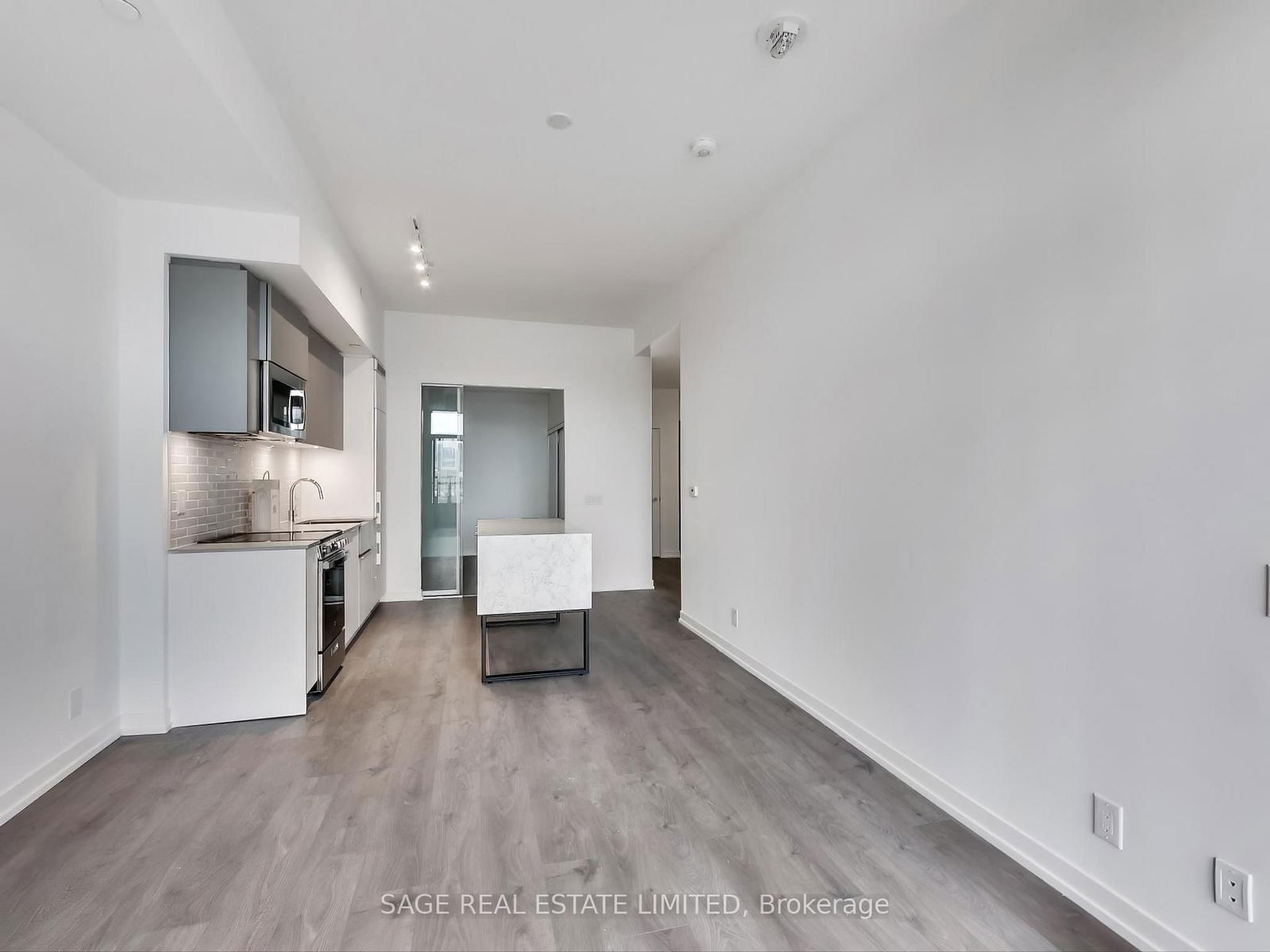 270 Dufferin St, unit 924 for rent